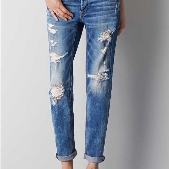 distressed tomgirl jeans